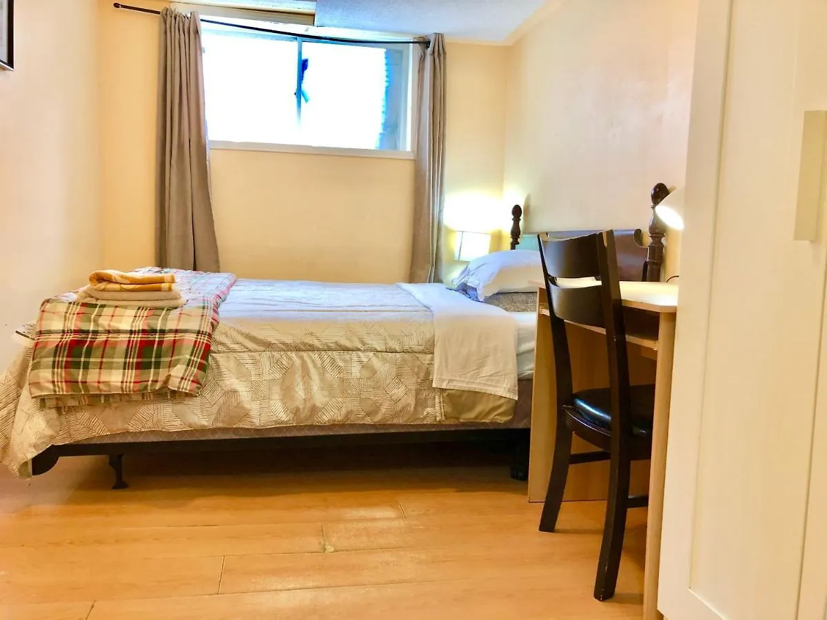 Guest house Bright Room By Smartying York University Toronto